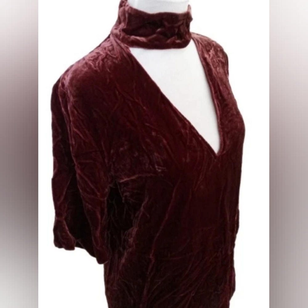 Theory Choker Luxe Velvet Deep-V Top $275. Deep Wine. Cutout. XS/S. Perfect - Picture 12 of 16